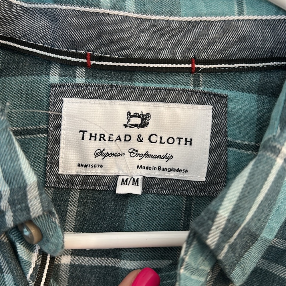 Thread & Cloth Men's Plaid Long Sleeve Button Down Shirt Size Medium - Picture 3 of 4